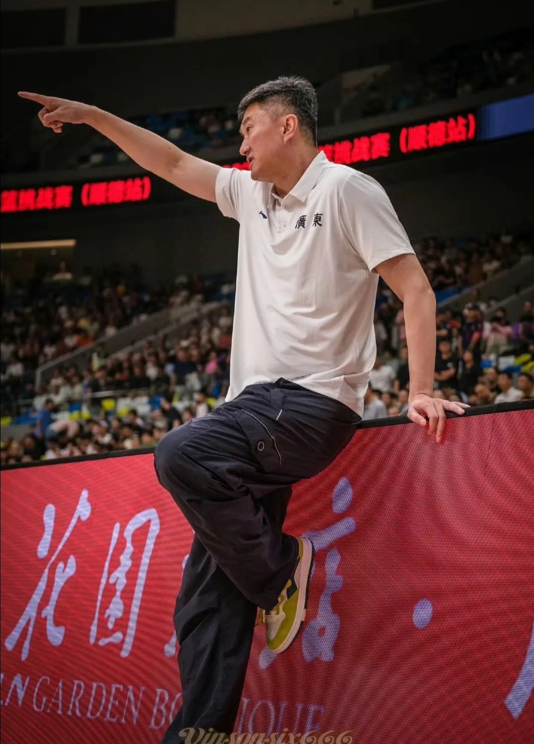 九游游戏-关于NBA季后赛赛前再迎强敌；广东宏远复出首秀；主帅态度：更衣室稳定；高层口径保持一致的信息