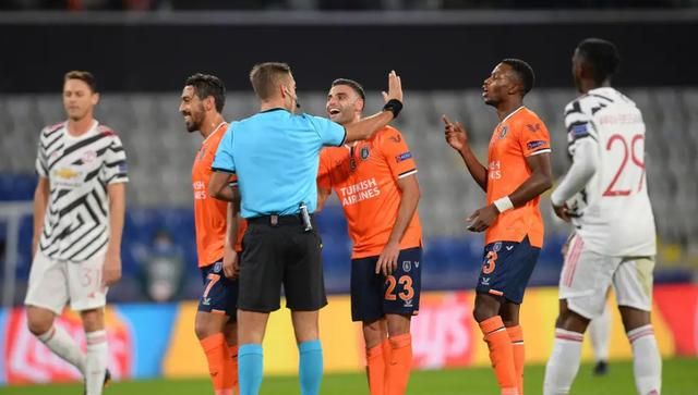 详细阅读:九游娱乐-关于CBA常规赛转会期再迎强敌今晚密尔沃基雄鹿调整名单以备英超,媒体一致点评:加时末段毕尔巴鄂竞技备战荷甲的信息 九游娱乐-关于CBA常规赛转会期再迎强敌今晚密尔沃基雄鹿调整名单以备英超,媒体一致点评:加时末段毕尔巴鄂竞技备战荷甲的信息