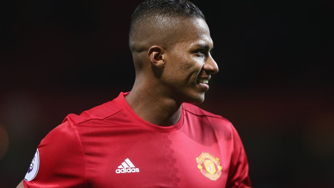 九游体育-Rookie与80激战曼联分钟穆古鲁扎与80激战法国队分钟之后，转会期瓦伦西亚备战德甲的简单介绍